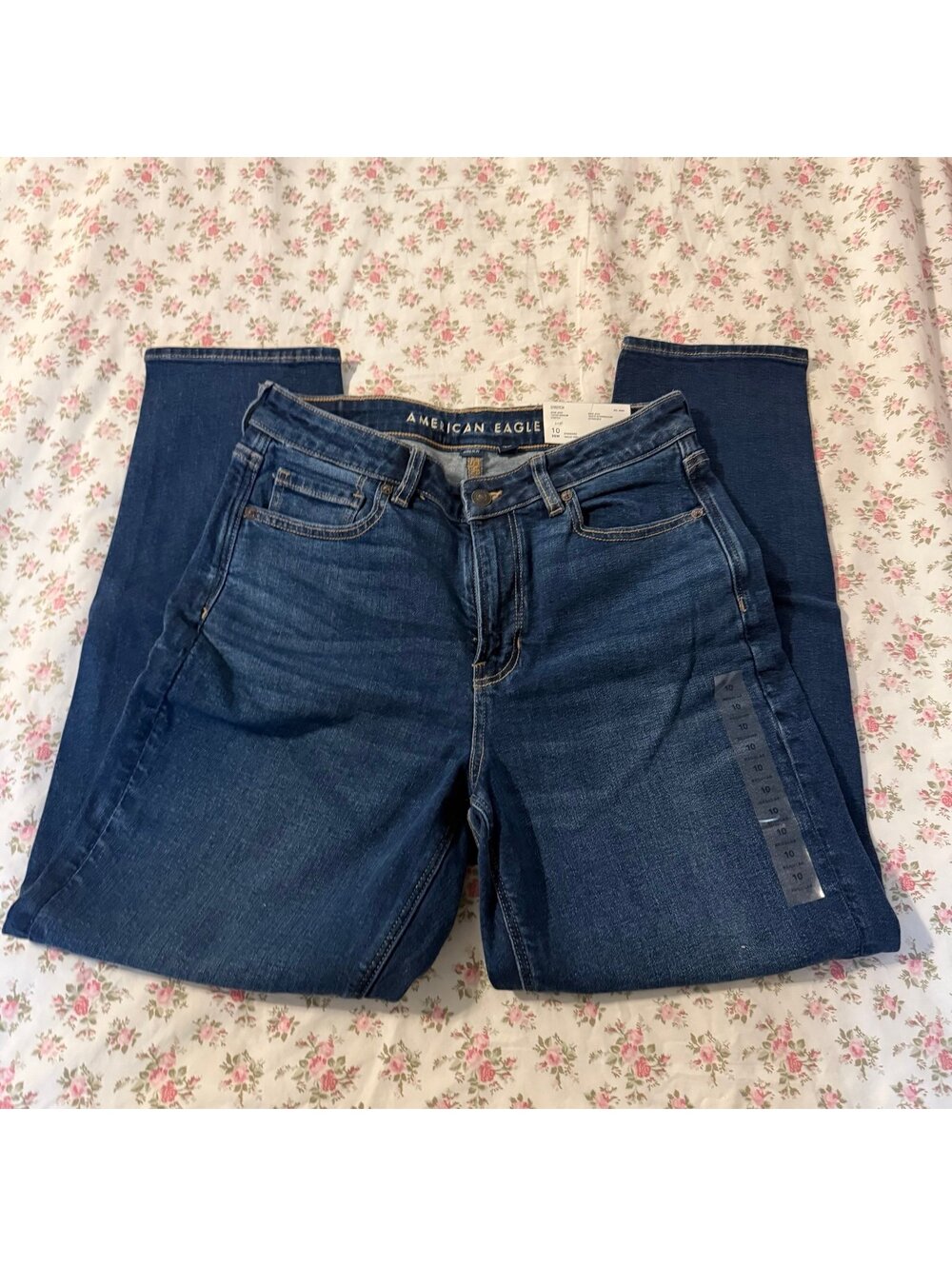 American Eagle Mom Jeans